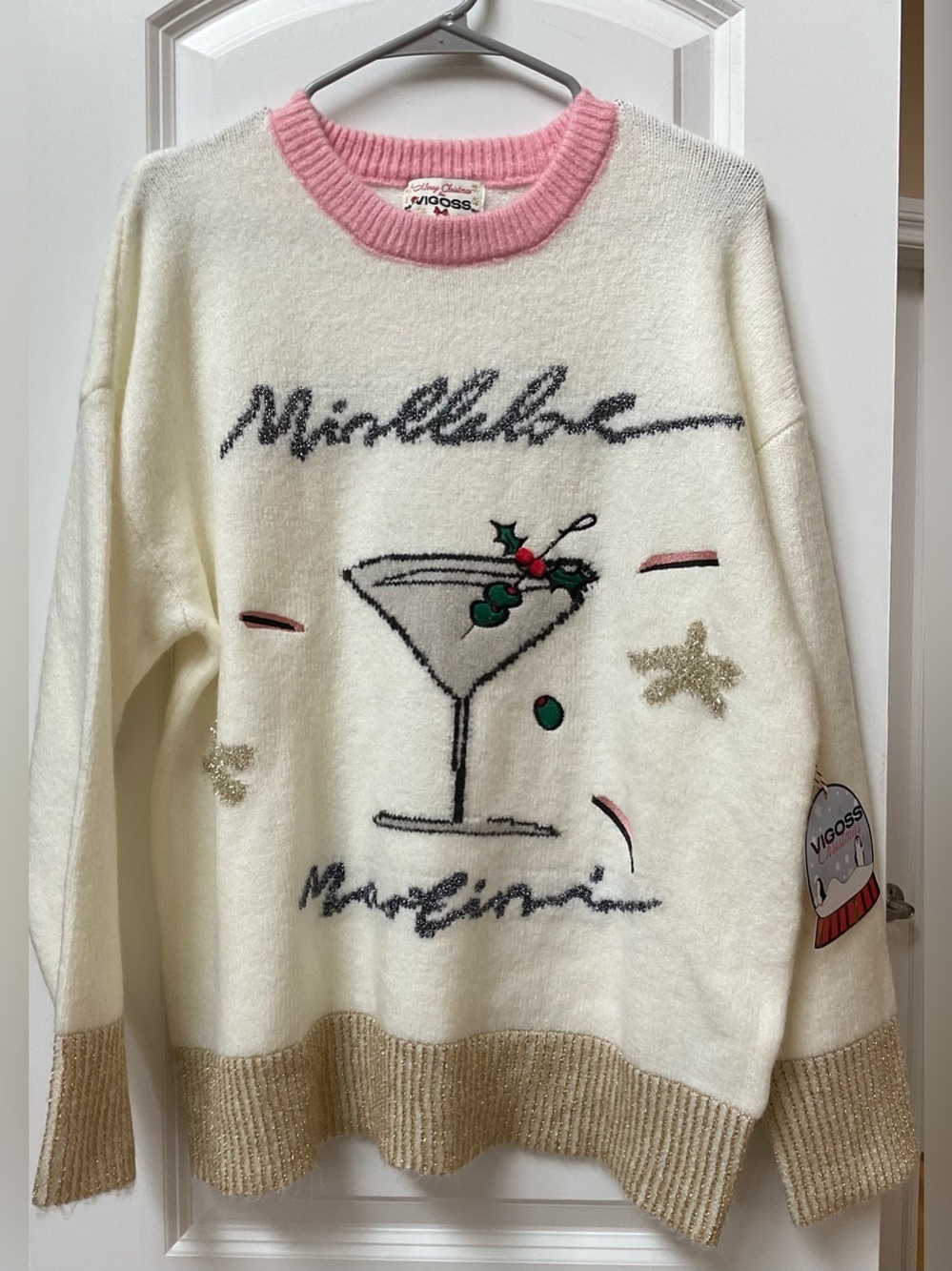 NWT Vigoss Mistletoe Martini Sweater